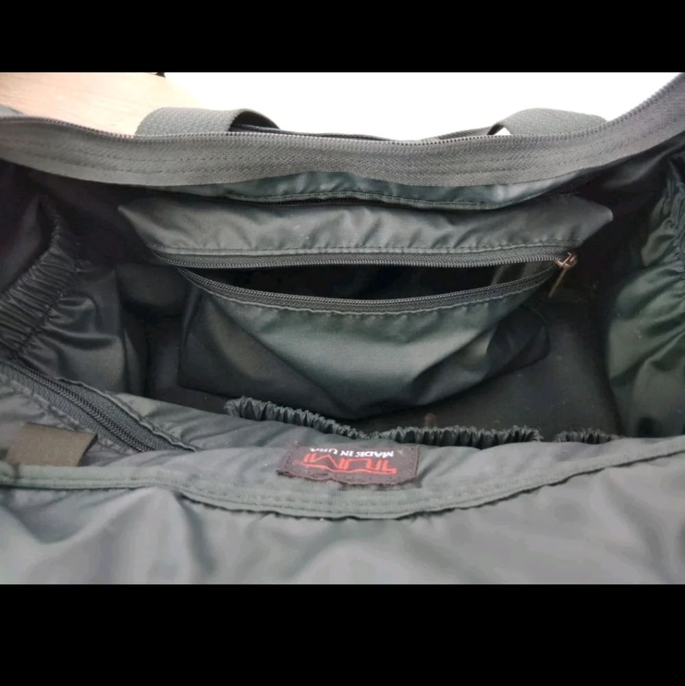 Tumi 15
